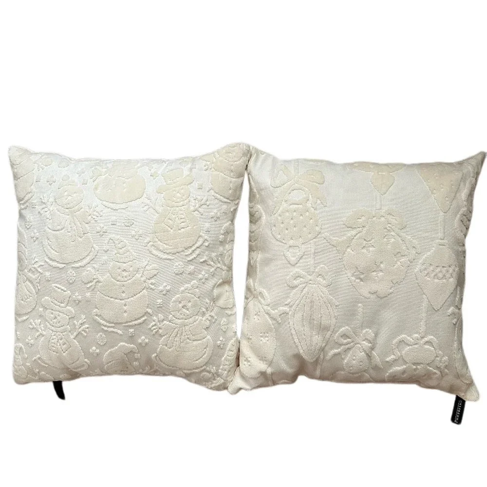 Festive Winter Decor: Set of Snowmen and Ornaments Throw Pillows
